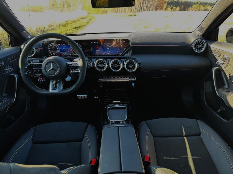 WhatsApp Image 2025-11-18 at 21.24